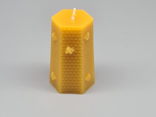 Zeshoekige Kaars van gele Bijenwas